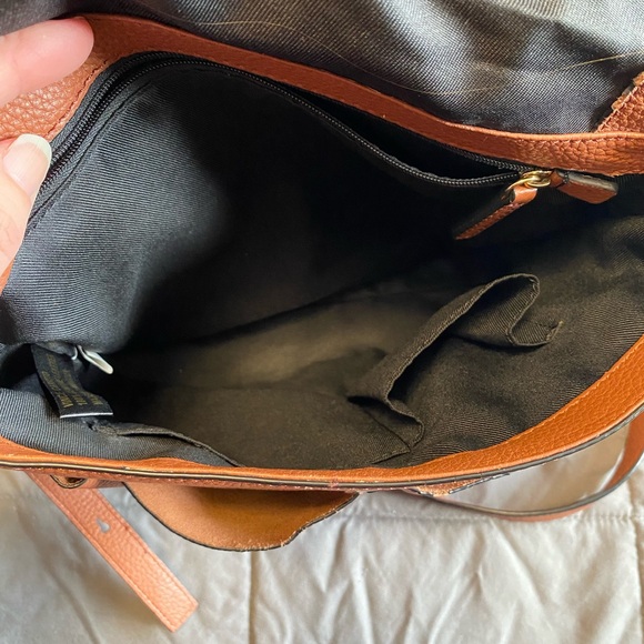 Vince Camuto Leather Foldover Purse Pine Cone Brown Snap Pocket Adjustable Strap - Picture 8 of 16